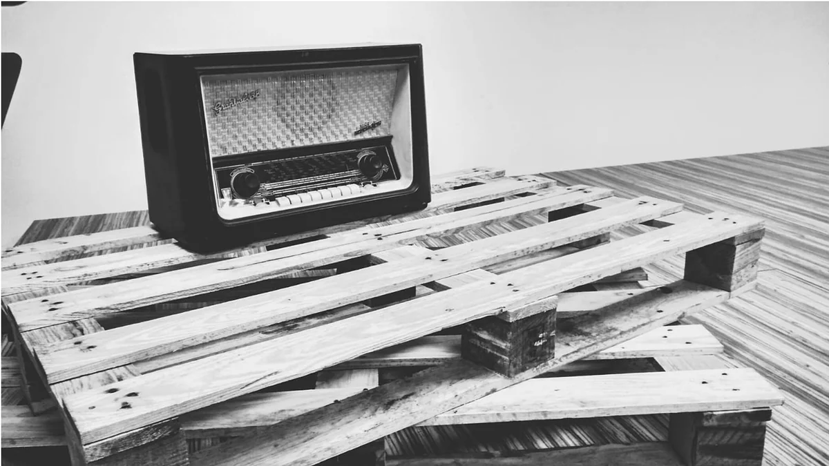 Visual Communication Tools in Research With Literacy Barriers: 2026 Guide